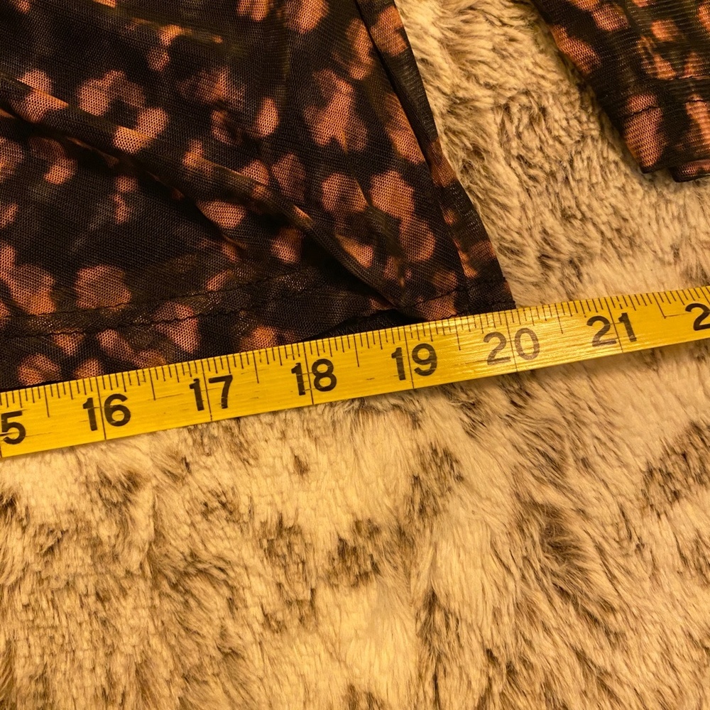 Jane + Delancey Womens Black and Blush button down top = Size Medium - Picture 7 of 7